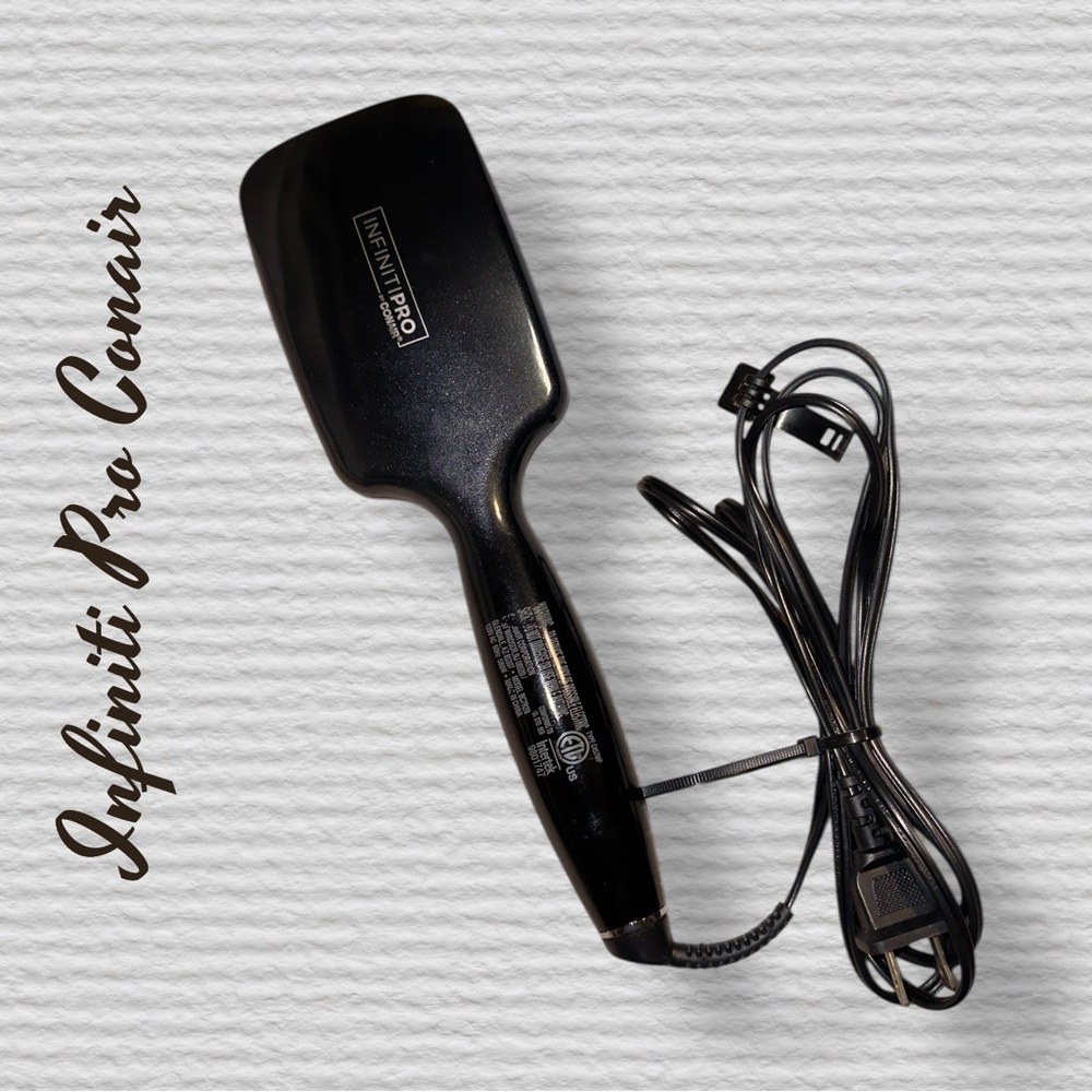 Conair Infiniti Pro DiamondInfused Ceramic Smoothing Hot Brush